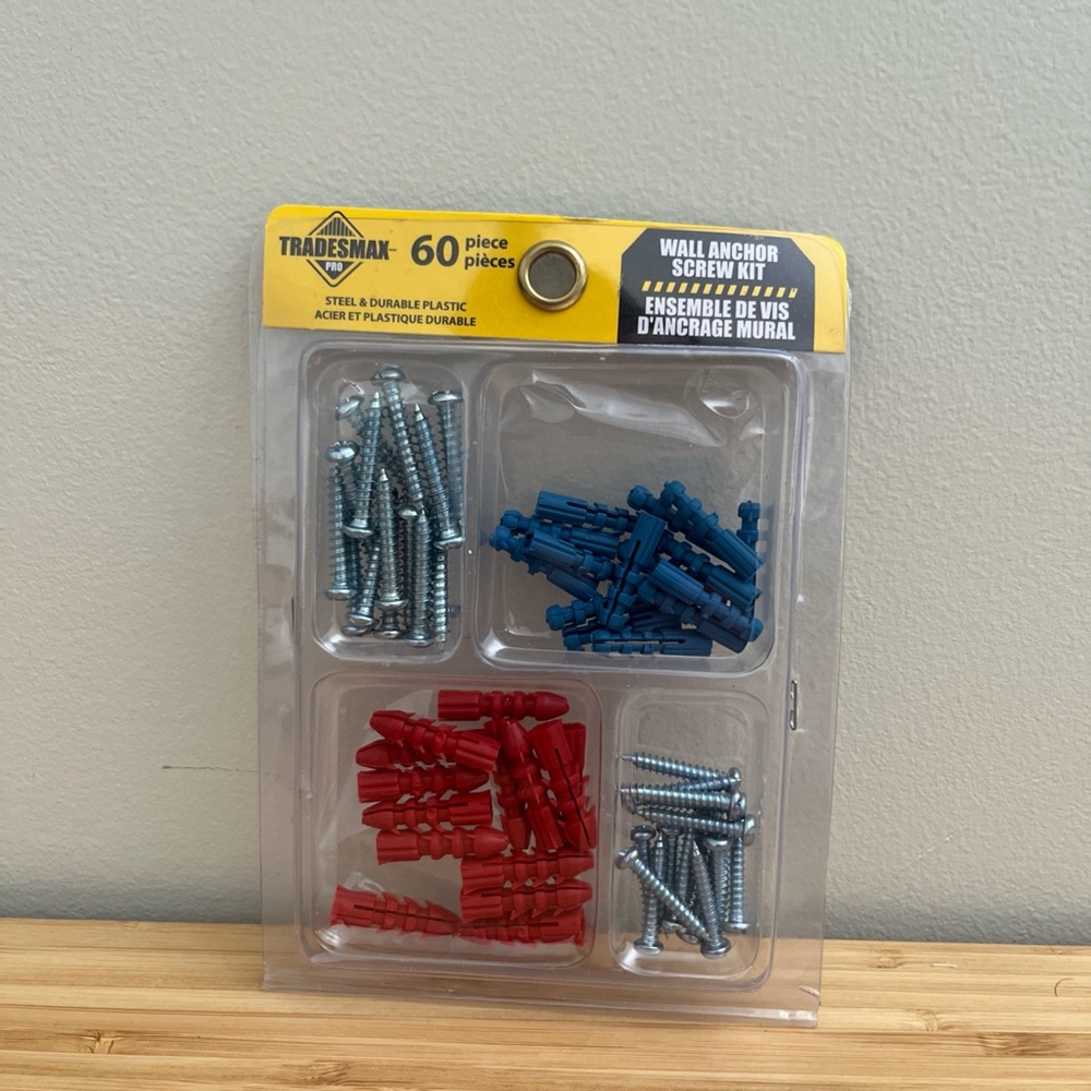 Tradesman Wall Anchor Screw Kit - Red and Blue